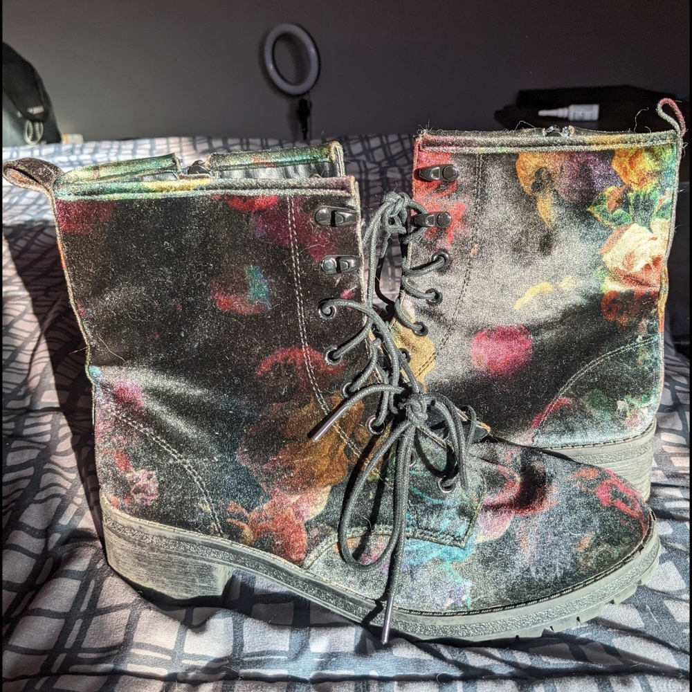 Steve Madden Eloisee Floral Velvet Combat Boots